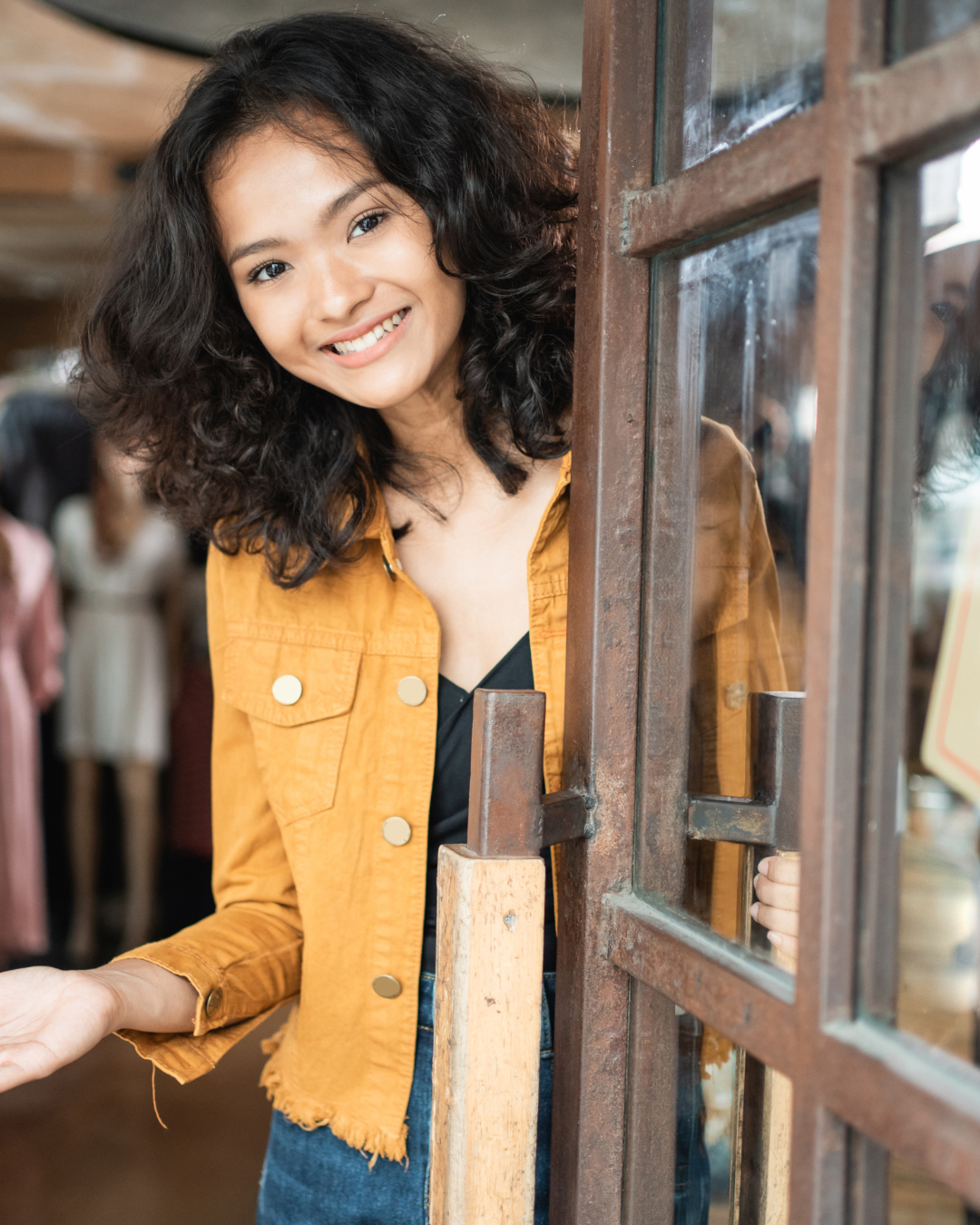 The Easiest Coffee & Tea Solution for Vacation Rentals, Cabins & Guest Spaces